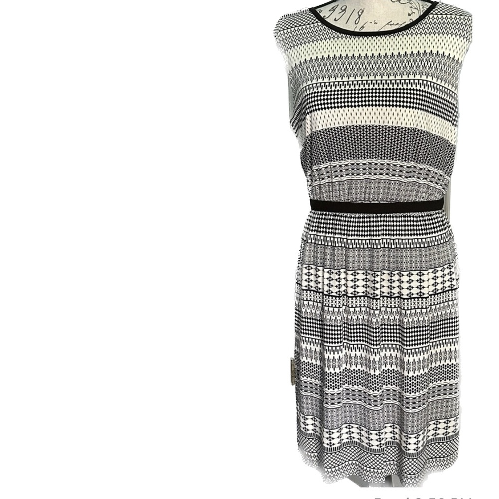 Loft Print Black and Beige Dresss size medium
